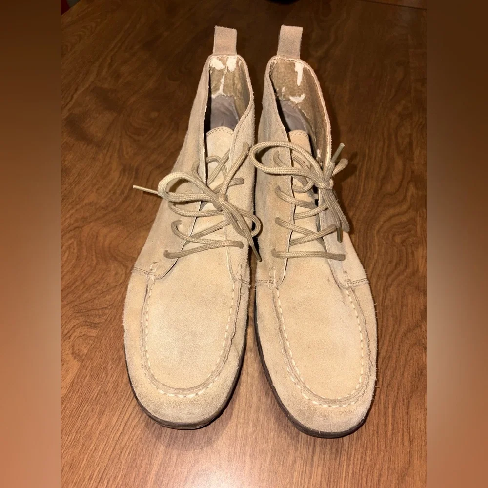 Suede Lace-Up Chukka Boots in Beige